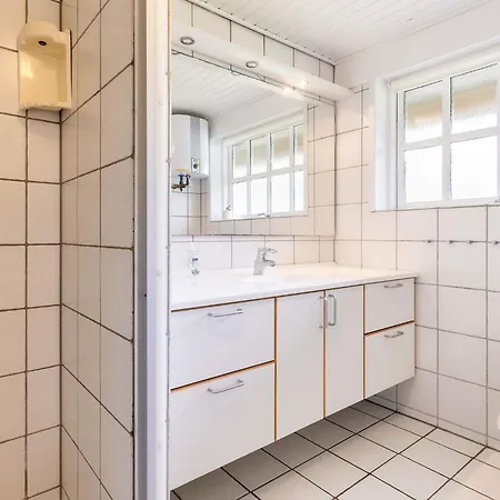 Semesterbostad 8 Person In Bl Vand *